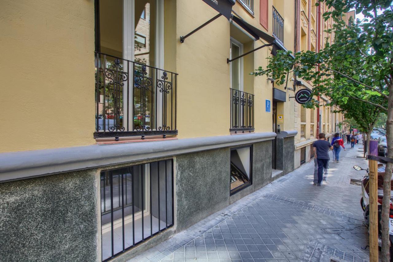 The Match Madrid Hotel Exterior photo